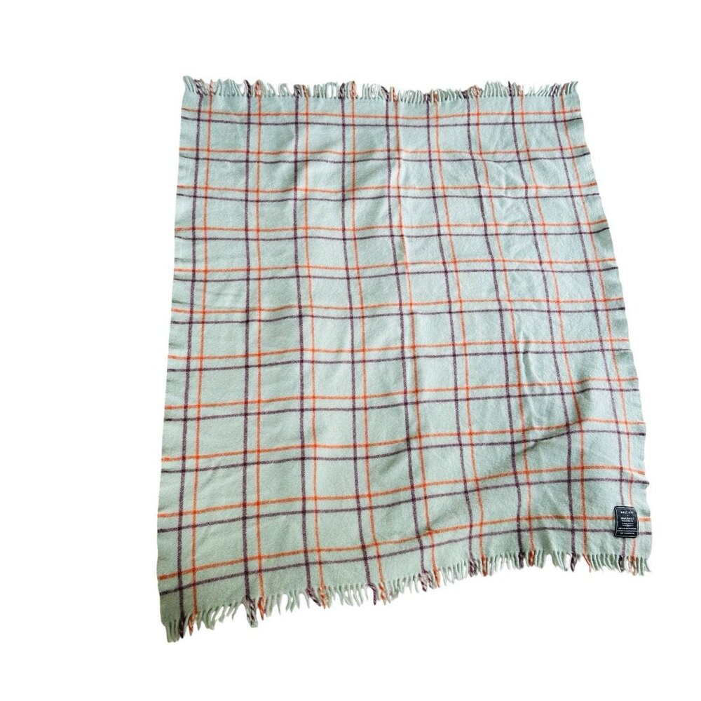 Faribault Woolen Mills + West Elm blanket throw 44”x 55” made in the USA Mint - Picture 2 of 8